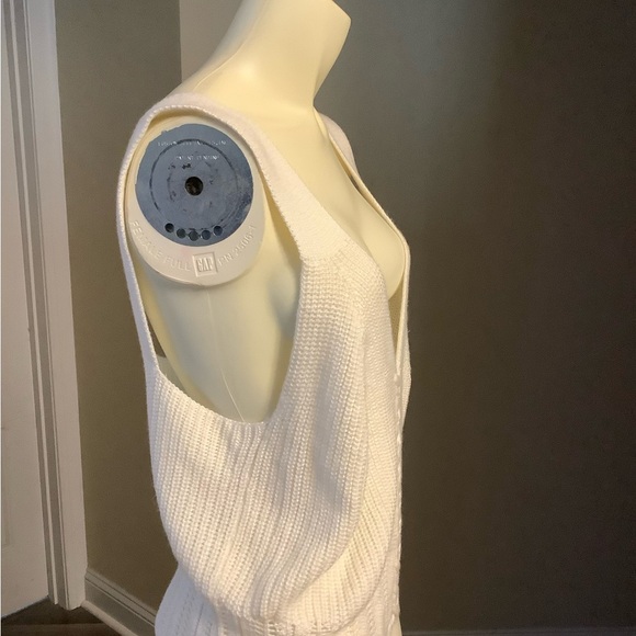 Jolie&Joy:Sweater Top NWOT
Size 1X 100%Acrylic - Picture 4 of 6